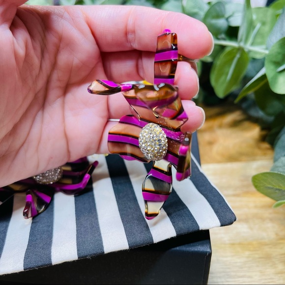 NWT Lele Sadoughi - Crystal Lily Earrings - Picture 8 of 14